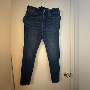 American Eagle women’s jeans